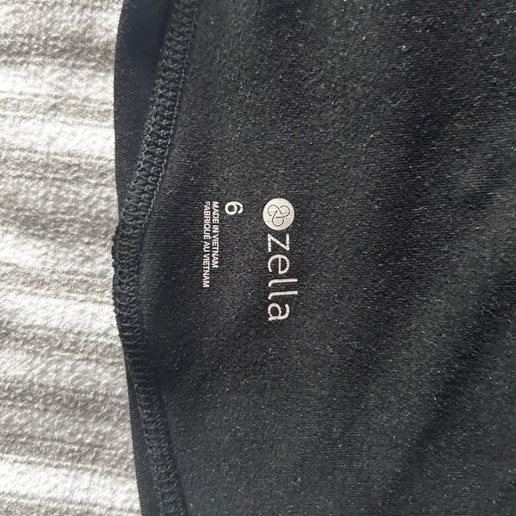 Women’s Flare Leggings, Yoga Pants, Athletic Ware - Picture 3 of 4